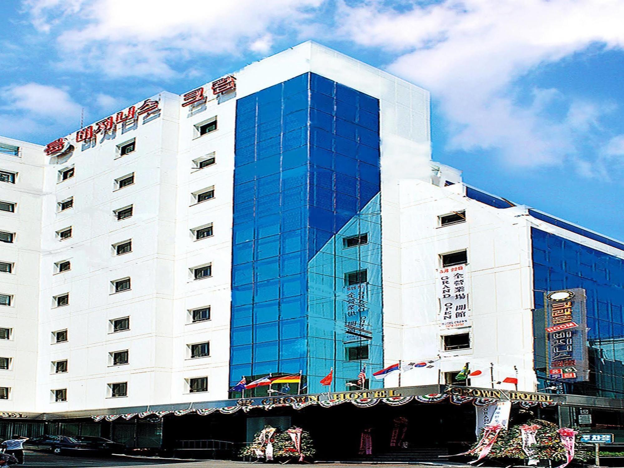 โรงแรม Insadong Crown