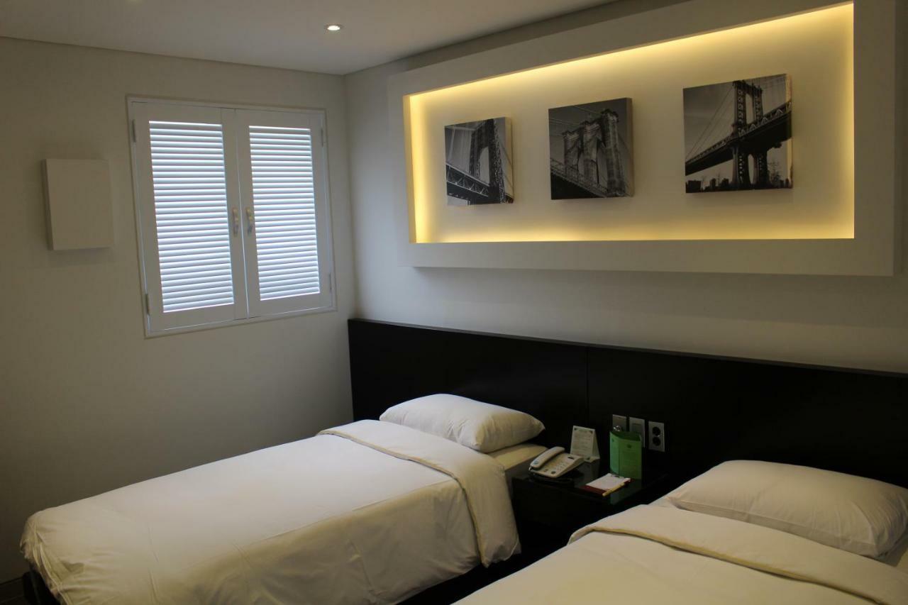 Insadong Crown 3* โซล